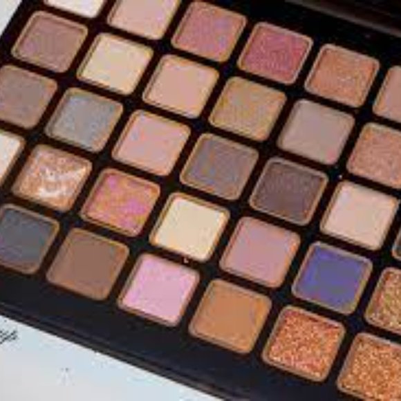 Bellapierre Rocky Road Eyeshadow Palette - Picture 2 of 10